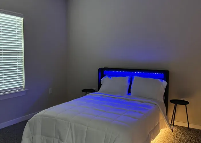 Charming 2 Bed 2 Full Bath